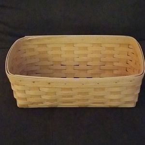 Longaber basket has a split in one of the wea
